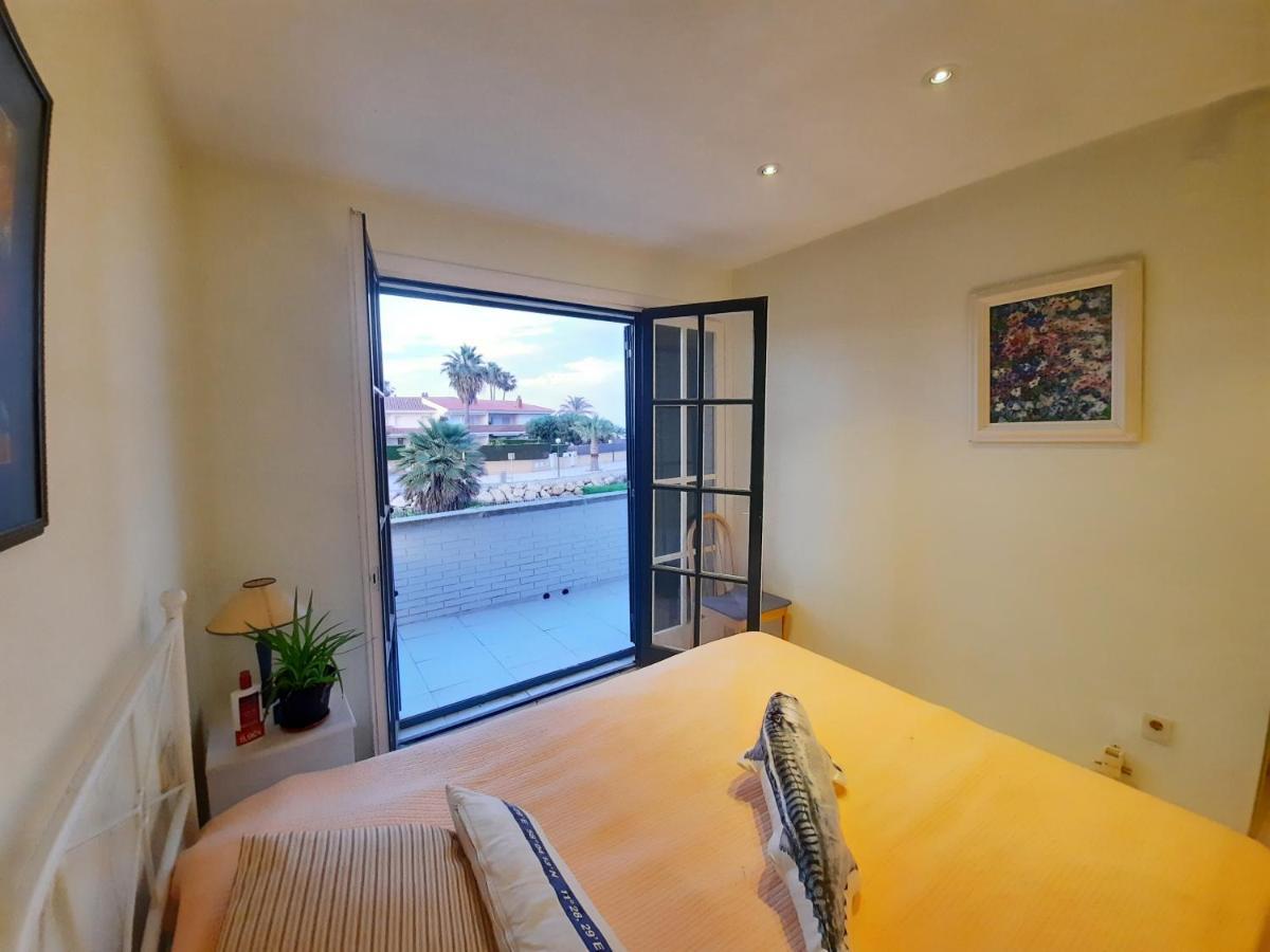 Ferienwohnung Cosy House With Garden Infront Of The Sea Creixell Exterior foto