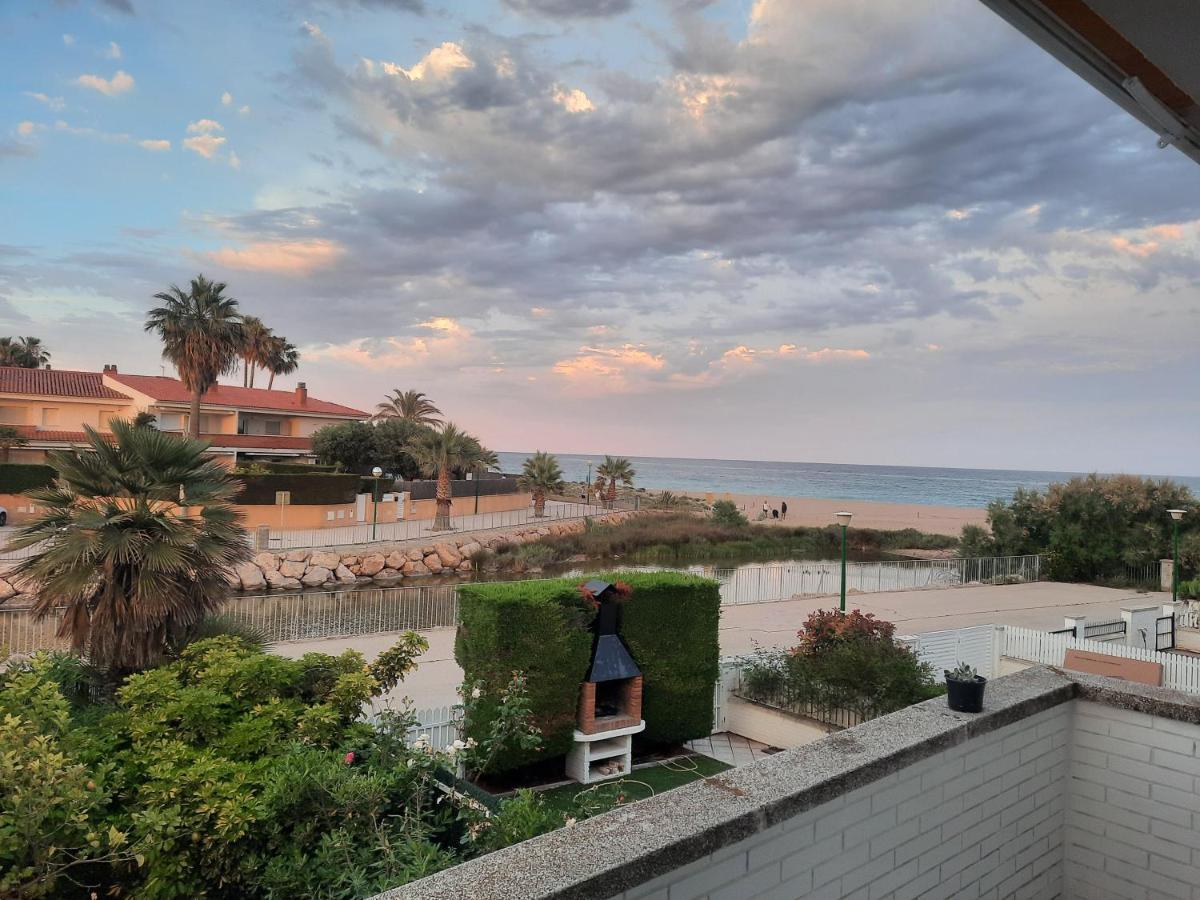 Ferienwohnung Cosy House With Garden Infront Of The Sea Creixell Exterior foto